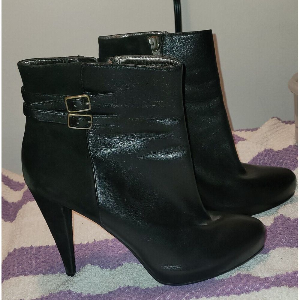 DKNY Women's Boots‎